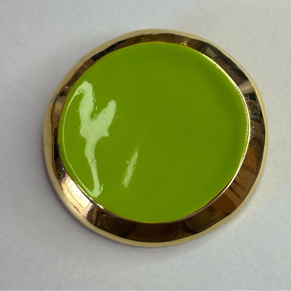 Vintage Brooch Lime Green Enamel on Gold tone